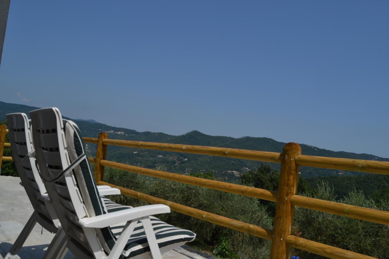 Joie De Vivre Bed & Breakfast Calice Ligure Exterior photo