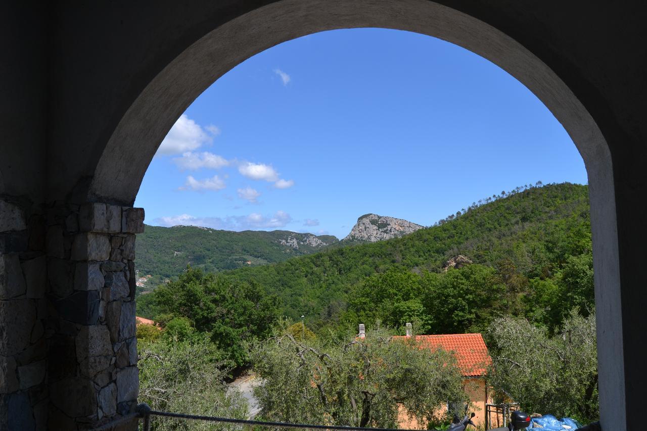 Joie De Vivre Bed & Breakfast Calice Ligure Exterior photo