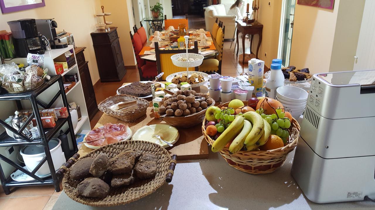 Joie De Vivre Bed & Breakfast Calice Ligure Exterior photo